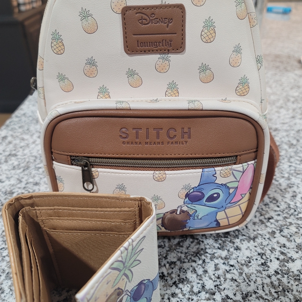 Stitch Pineapple Loungefly